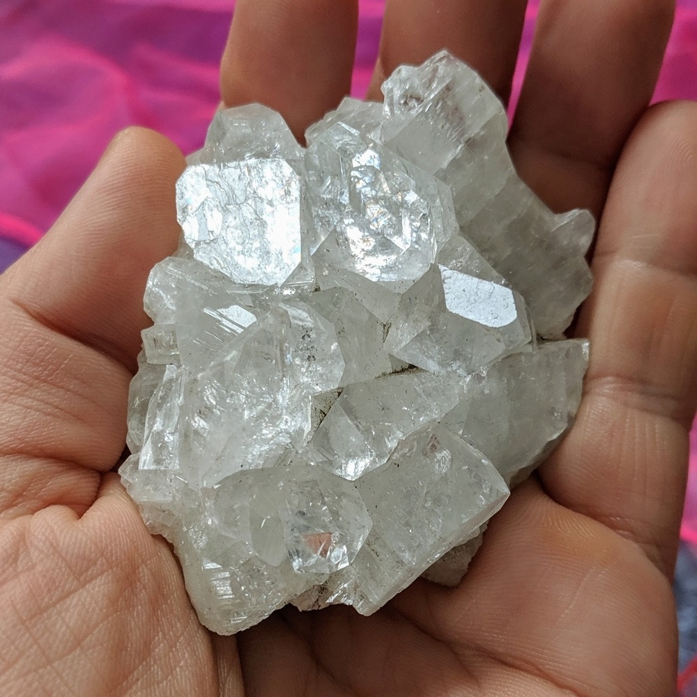 Apophyllite Aura field